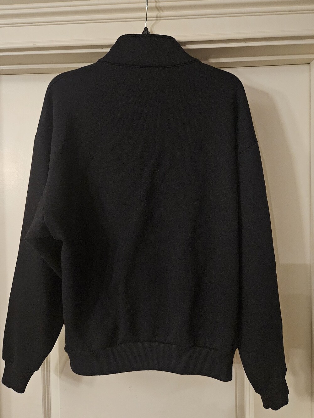 ALO Yoga Men's Black Half-Zip Accolade Pullover - Picture 2 of 5